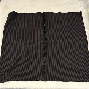 Lululemon vinyasa scarf. Black and gray striped